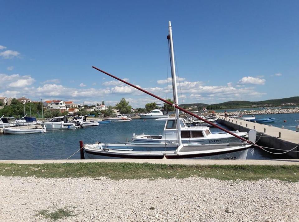 Apartment 4 Persons - Direct By The Sea, 1St Floor Ljubac  Bagian luar foto