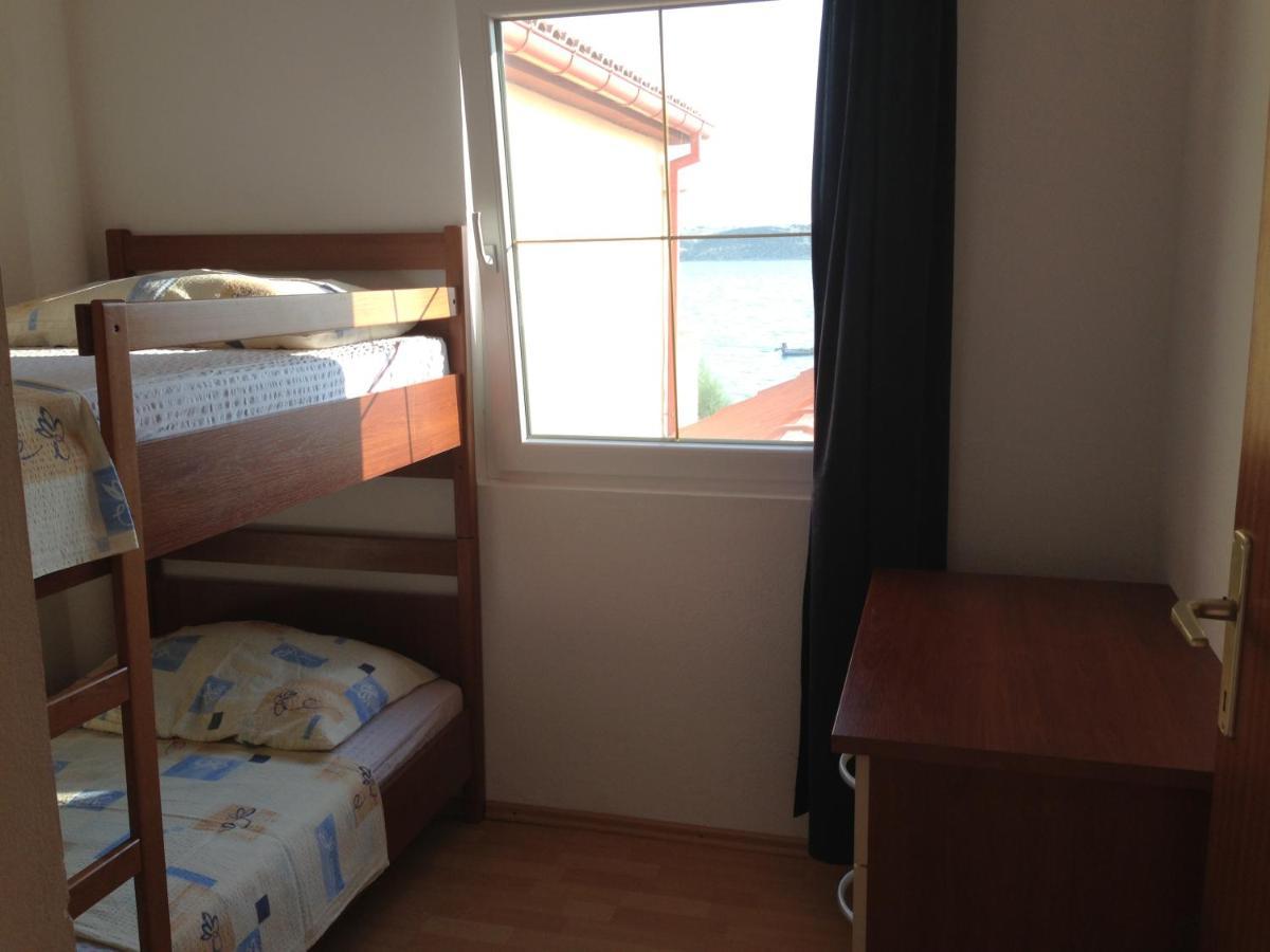 Apartment 4 Persons - Direct By The Sea, 1St Floor Ljubac  Bagian luar foto