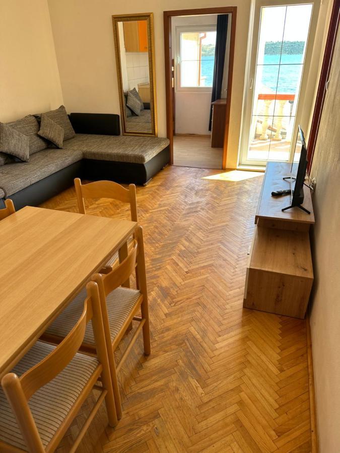 Apartment 4 Persons - Direct By The Sea, 1St Floor Ljubac  Bagian luar foto